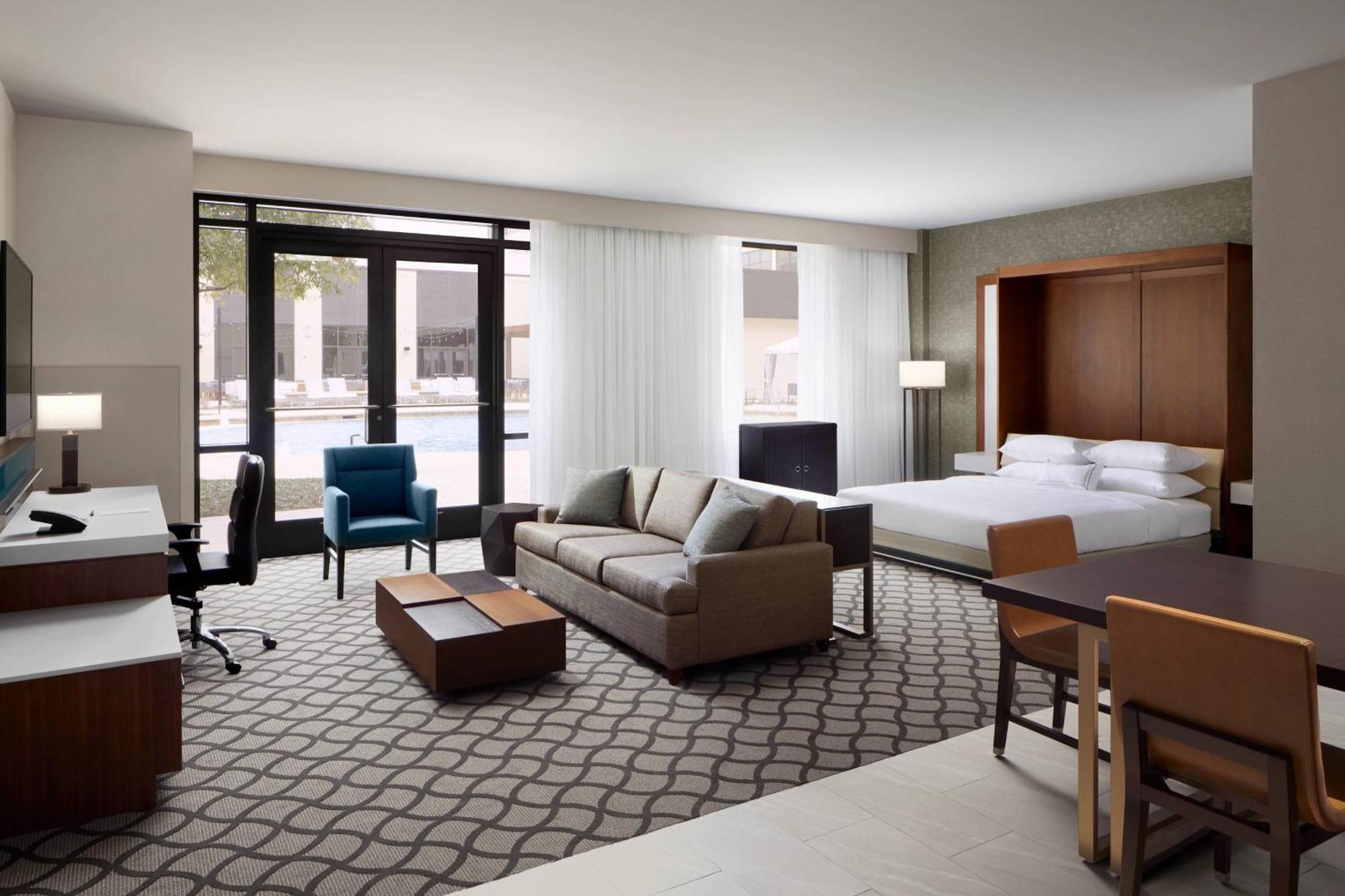 Marriott Dallas Allen Hotel & Convention Center Exterior photo